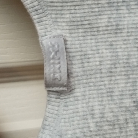 SKIMS 3X CROPPED CAMI - Picture 4 of 5